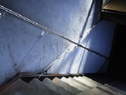 Q-handrail
