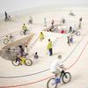 Fietsclub met wielerbaan als dak