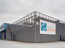 Solcon, bedrijfspand bekleed met Gevel van Strekmetaal