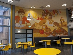 ROC Mondriaan, graffiti-illustraties op groot formaat
