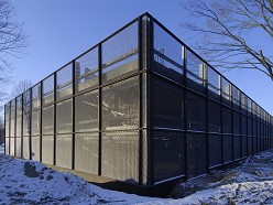 Parkeergarage Catalyst met open aluminium gevelbekleding