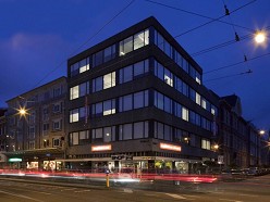 easyHotel